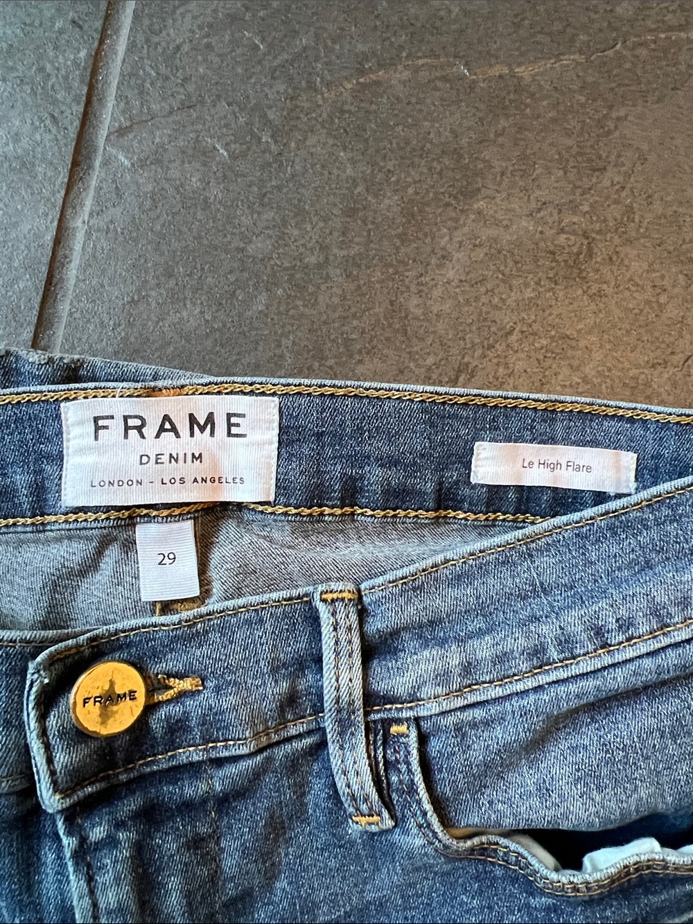 Frame Le High Flare, Size 29 - Picture 3 of 3
